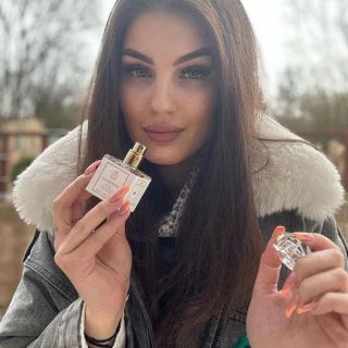 Fedezze fel az Ön számára tökéletes illatokat! 🌸🌿 Keresed a megfelelő parfümöt, ami téged jellemez? Webáruházunkban női és...